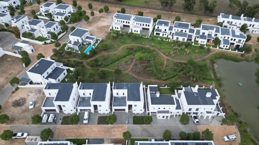 To Let 4 Bedroom Property for Rent in Croydon Gardens Estate Western Cape